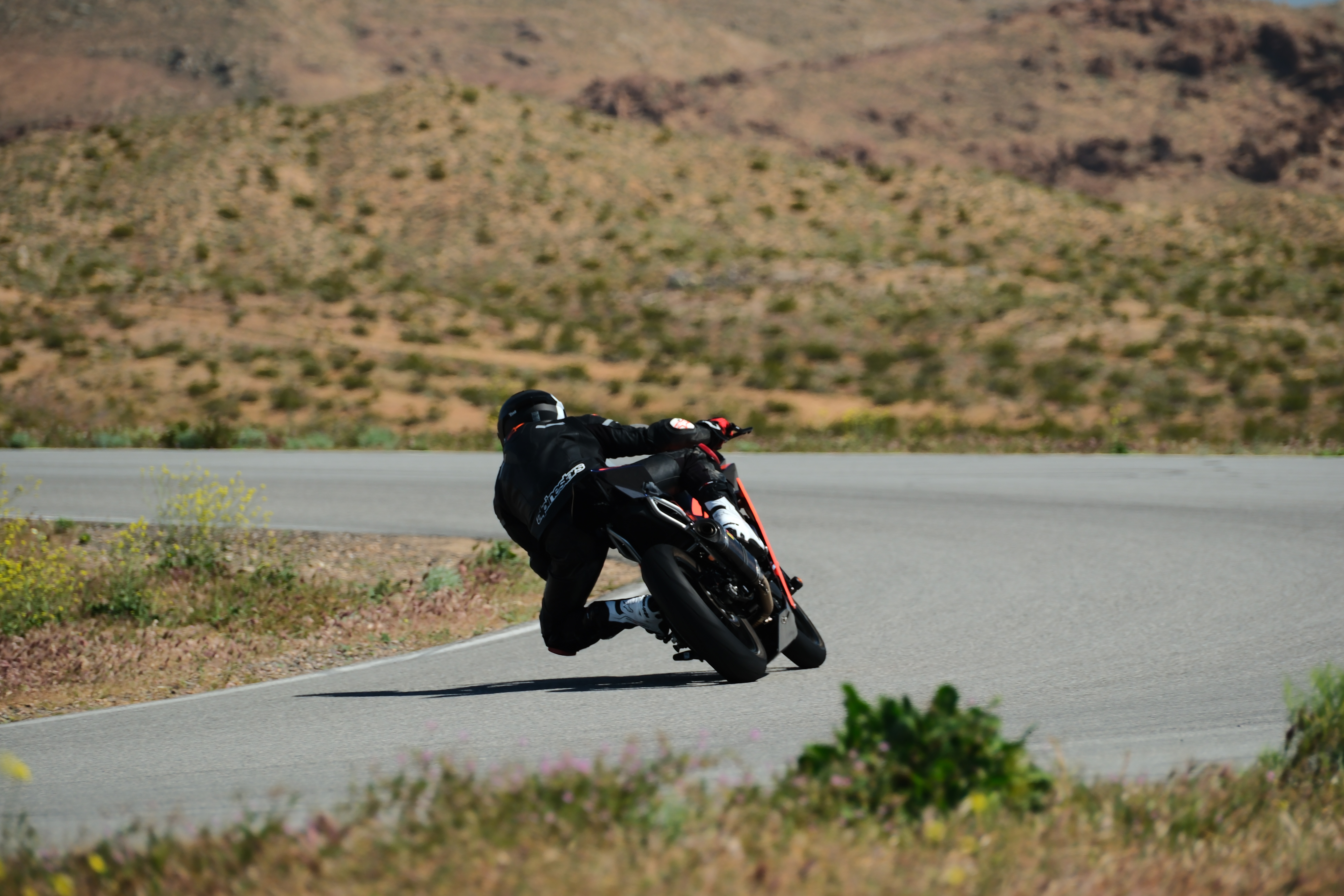 2023 KTM RC390 photo 34